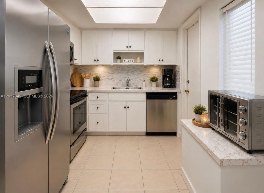 2581 NW 47th Ave , Lauderhill, FL 33313 Photo