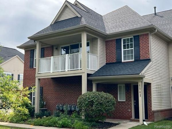 4041 BERKELEY Avenue, CANTON, MI 48188