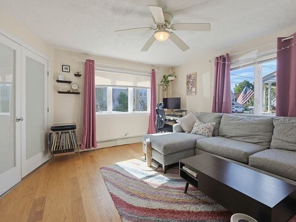 11 Hillcrest, Unit 1, Beverly, MA 01915