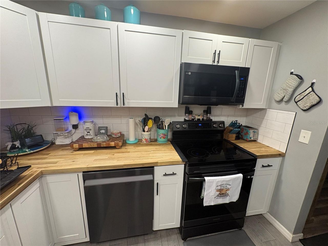9216 N Abbot Drive , Citrus Springs, FL 34434 Photo