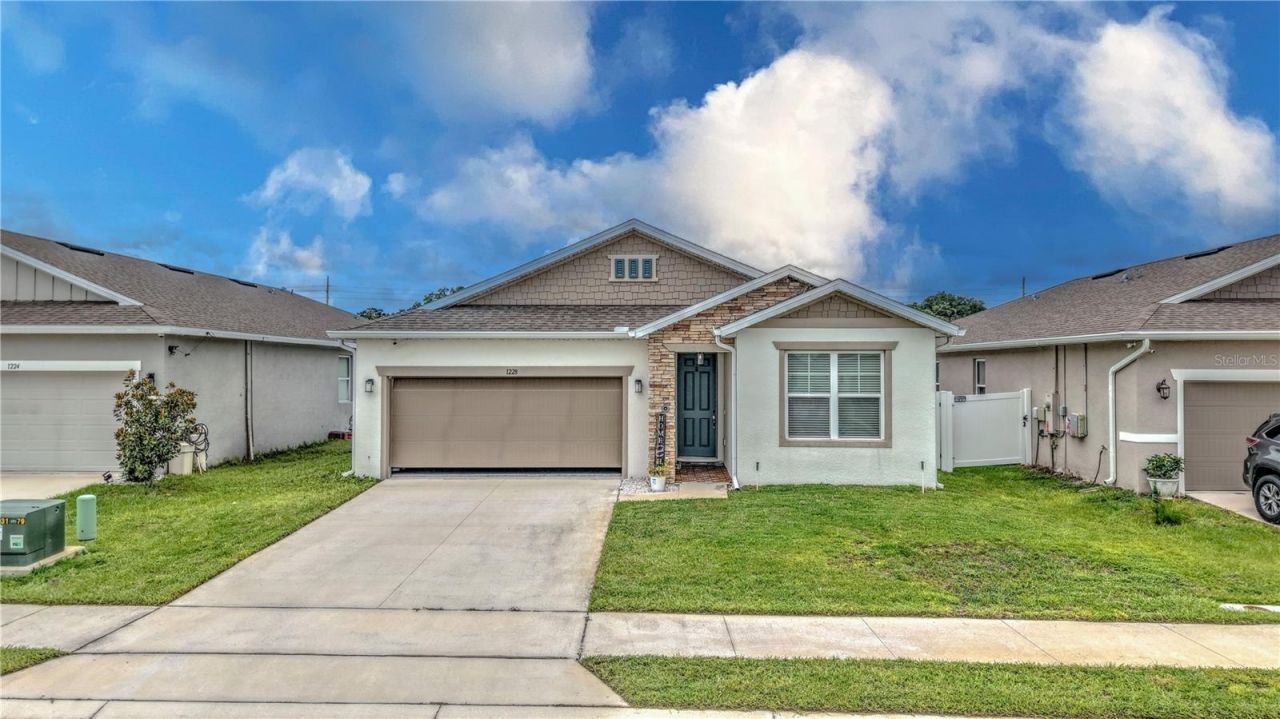 1228 Mattie Pointe Boulevard, Auburndale, FL 33823 Photo