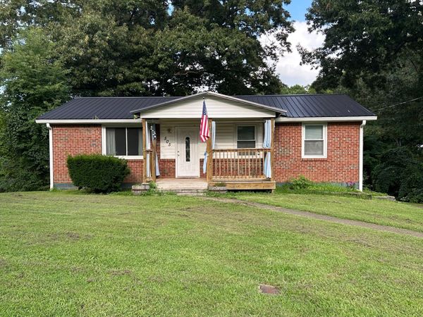 505 Ned Dr , Clarksville, TN 37042
