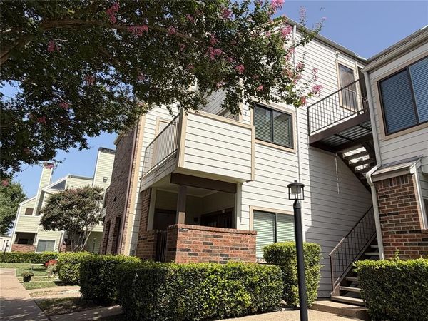 3125 Sondra Drive , Unit 201, Fort Worth, TX 76107