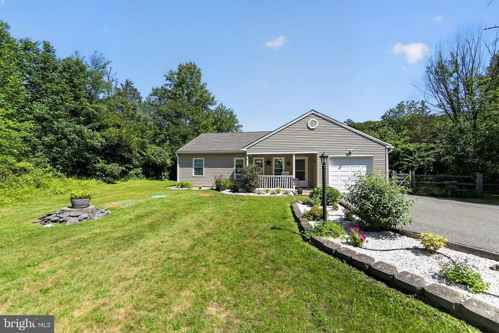 233 SNYDER ROAD, POTTSTOWN, PA 19464