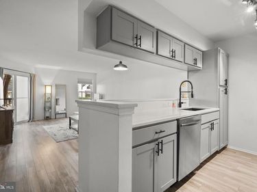 3311 WYNDHAM CIRCLE, Unit 1192, ALEXANDRIA, VA 22302