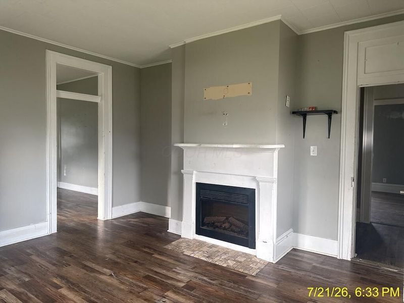 121 W Center Street, London, OH 43140 Photo 12
