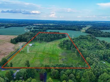 8300 Palestine School Road, West Paducah, KY 42086