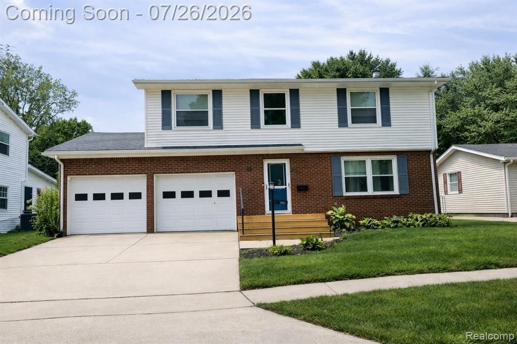 560 Frazier Drive, Adrian, MI 49221 Main Photo