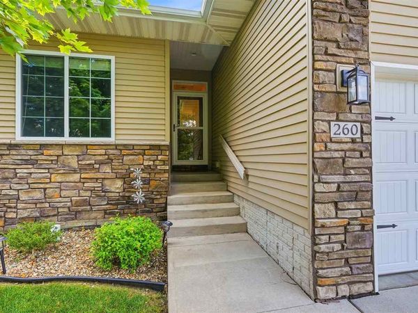 260 S. Stewart st, North Liberty, IA 52317