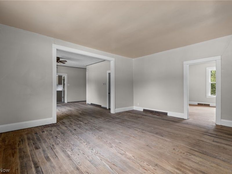 55138 Colerain Pike, Martins Ferry, OH 43935 Photo 10