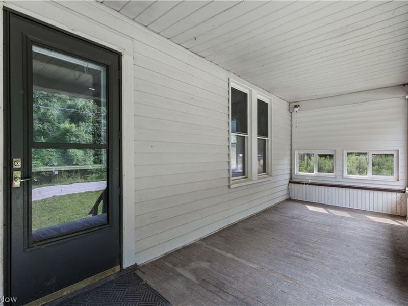 55138 Colerain Pike, Martins Ferry, OH 43935 Photo 6