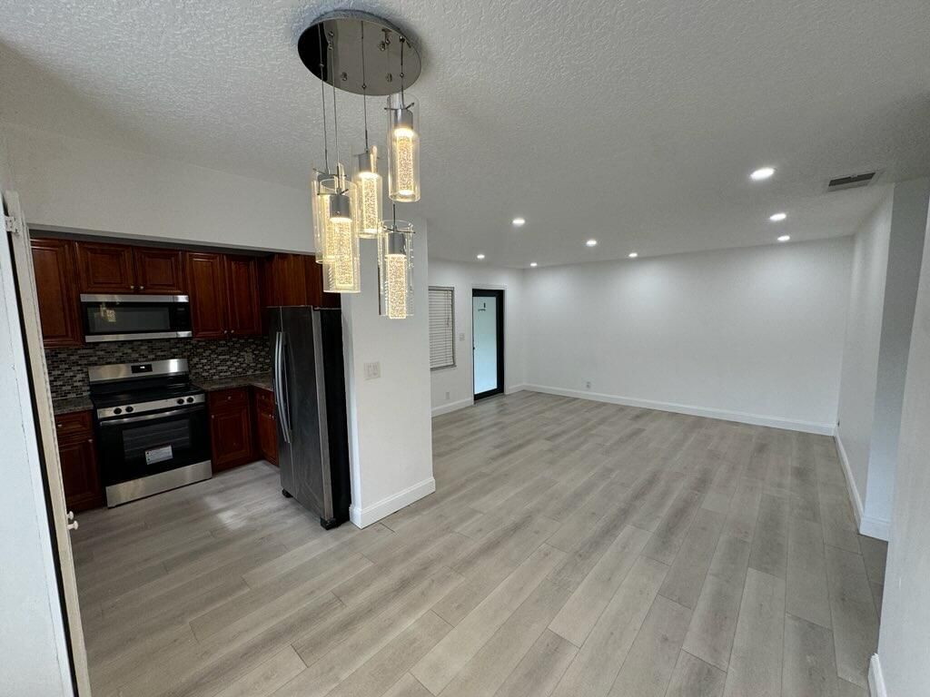 11660 NW 45th Street, Unit 4, Coral Springs, FL 33065 Photo