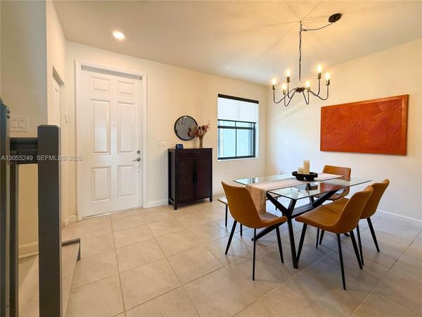 11432 W 32nd Ln , Hialeah, FL 33018