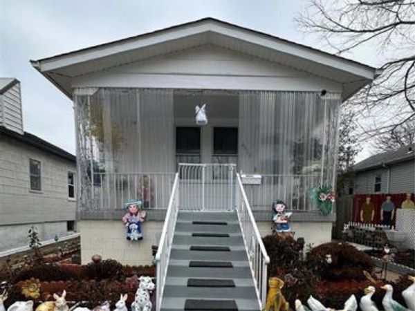 4425 Osceola Street , St Louis, MO 63116