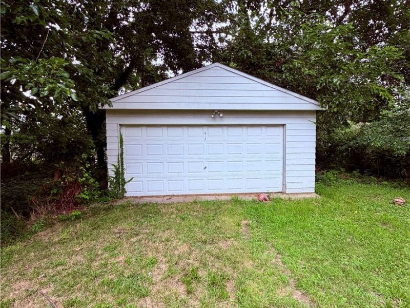 14307 Darley Avenue, Cleveland, OH 44110 Photo 24