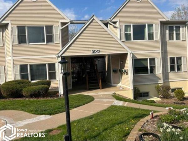 701 E Lowe #323, Unit 323, Fairfield, IA 52556