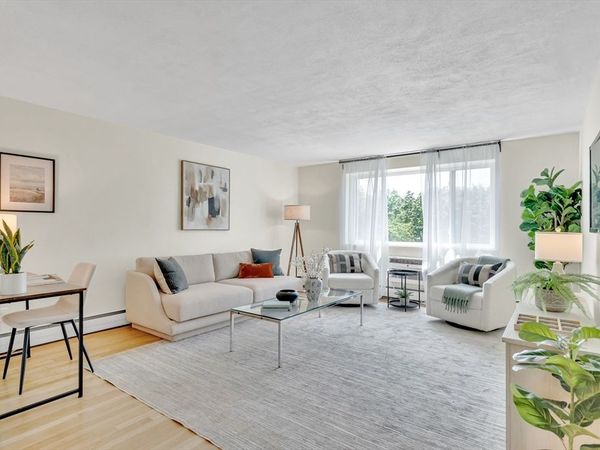 197 Kent St, Unit 35, Brookline, MA 02446