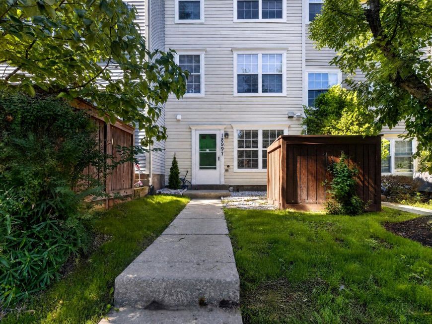 18997 Highstream Drive, Unit 834, Germantown, MD 20874 Main Photo