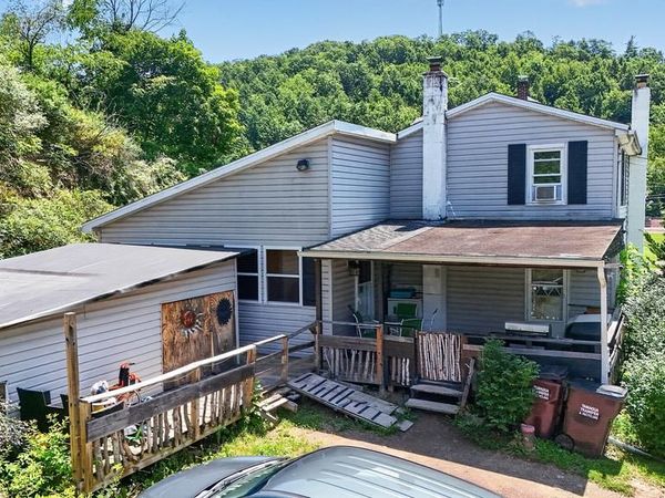 2299 SUNNY ROAD, NEW RINGGOLD, PA 17960