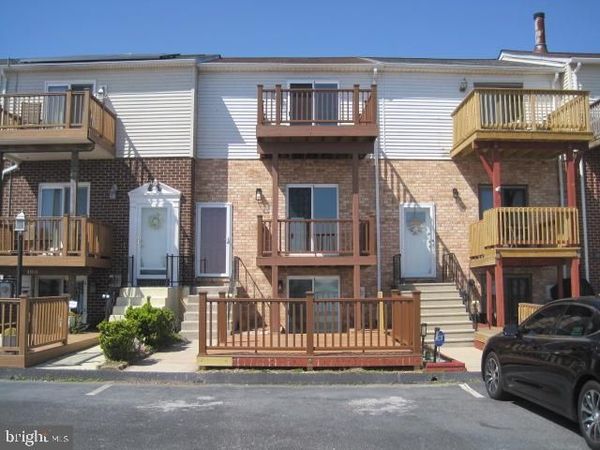 110 VILLA CAPRI CIRCLE , ESSEX, MD 21221