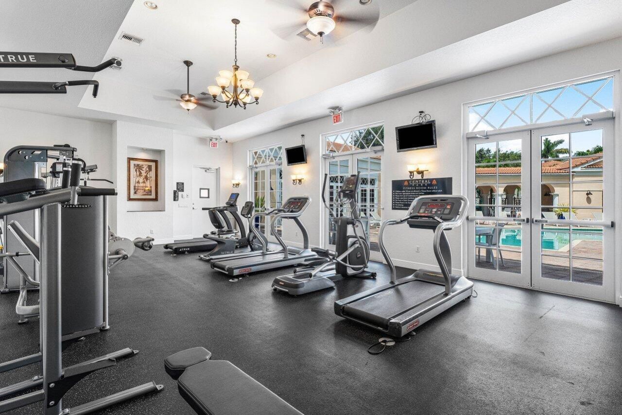 810 NW 83rd Lane, Boca Raton, FL 33487 Photo