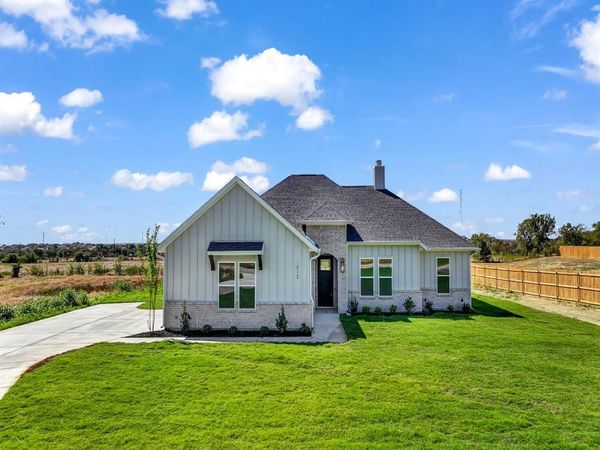 1012 Don Eve Court, Azle, TX 76020