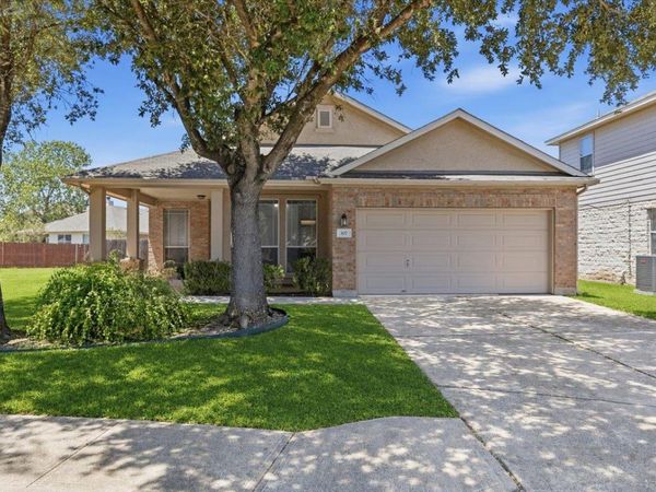 107 Buck Shot CT, Bastrop, TX 78602