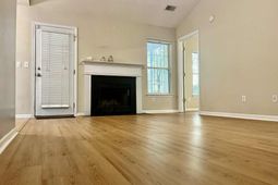 524 Beverly Drive photo 4
