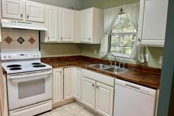 524 Beverly Drive photo 4