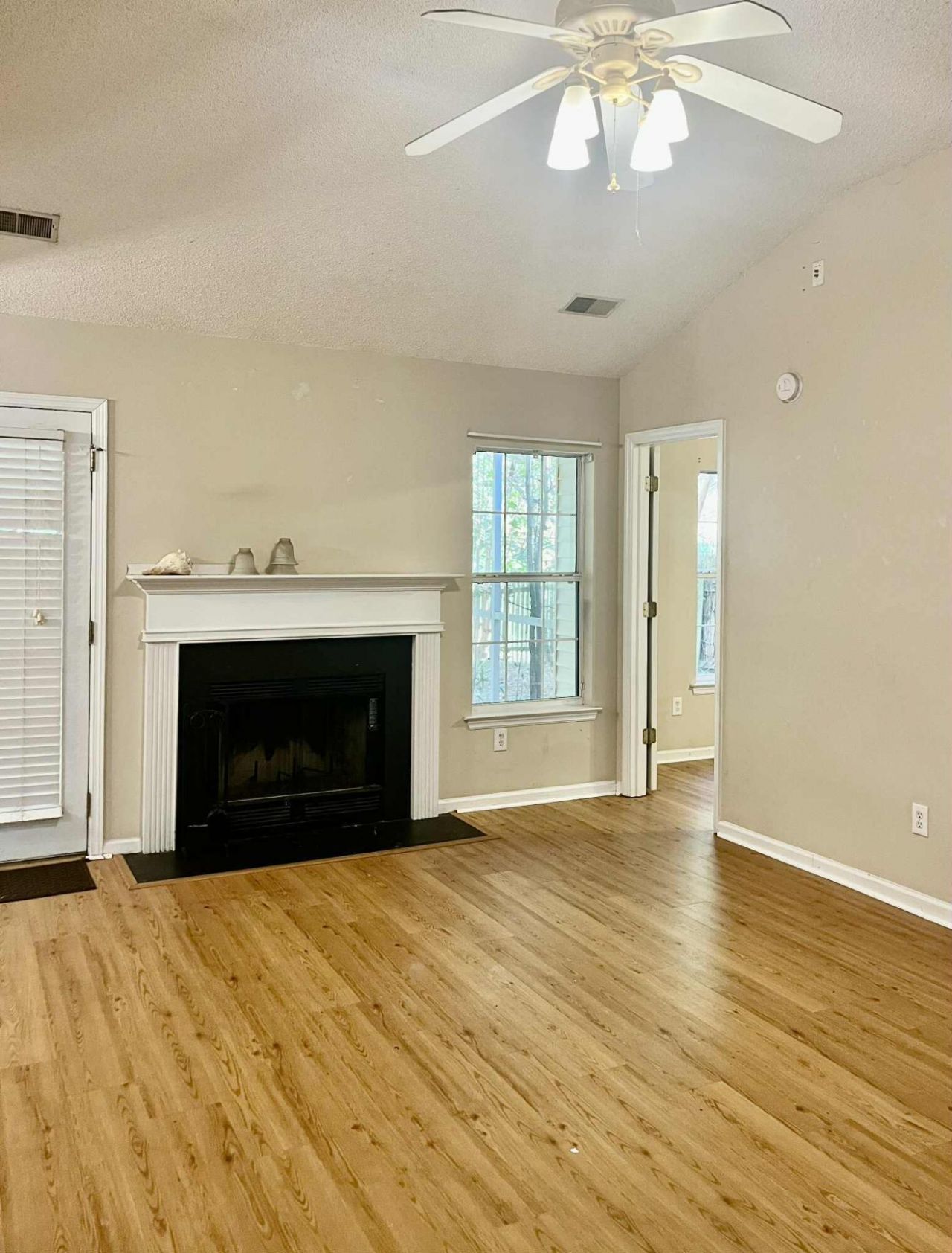 524 Beverly Drive Photo 6