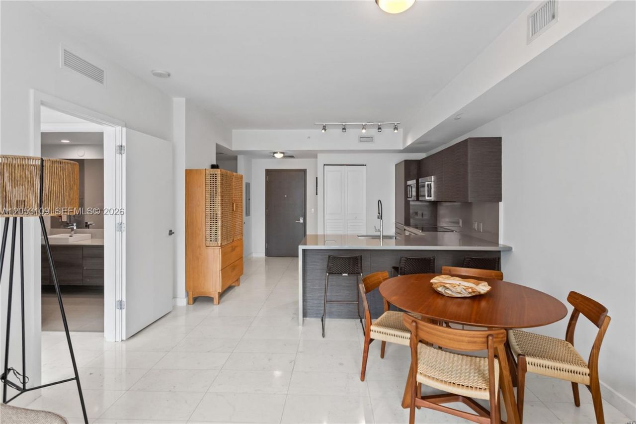 1080 Brickell Ave, Unit 1602, Miami, FL 33131 Photo