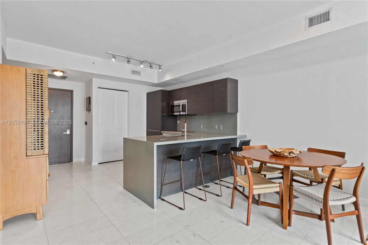 1080 Brickell Ave, Unit 1602, Miami, FL 33131 Photo