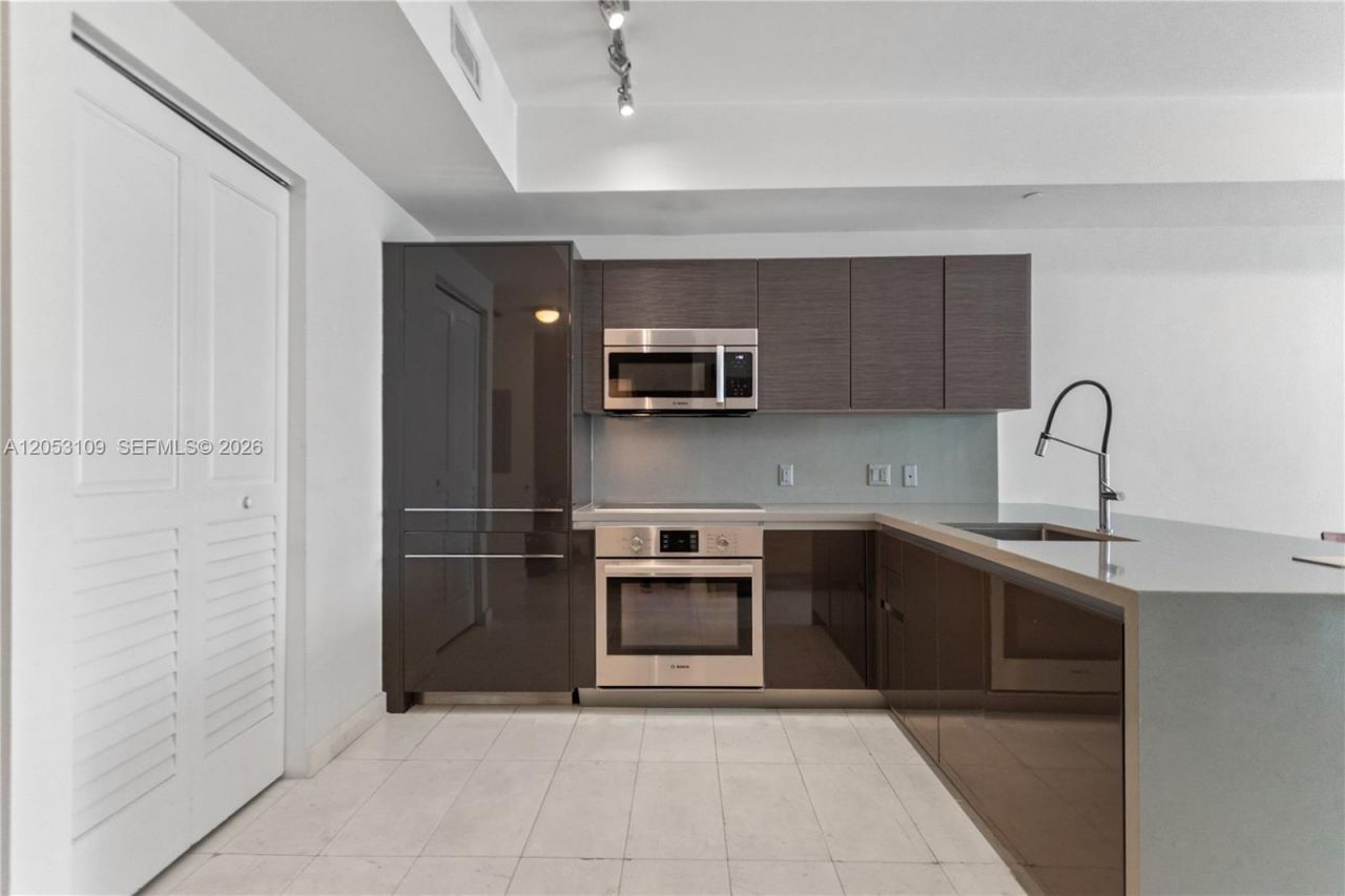 1080 Brickell Ave , Unit 1602, Miami, FL 33131 Photo