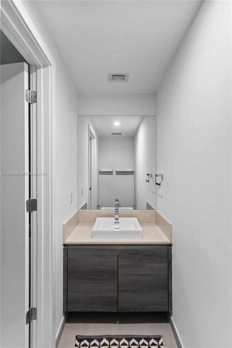 1080 Brickell Ave, Unit 1602, Miami, FL 33131 Photo