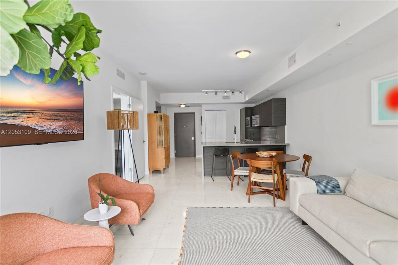 1080 Brickell Ave, Unit 1602, Miami, FL 33131 Photo