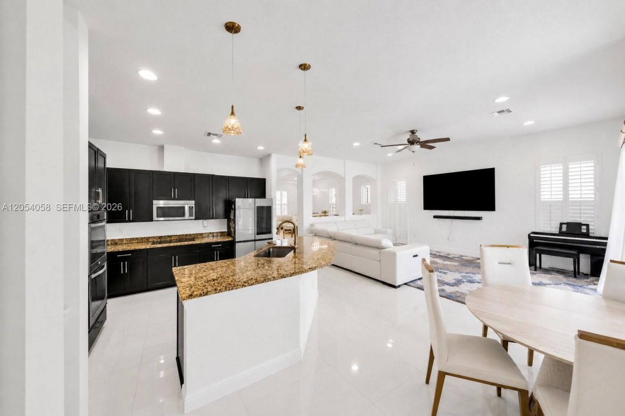 4587 San Mellina Dr, Coconut Creek, FL 33073 Photo