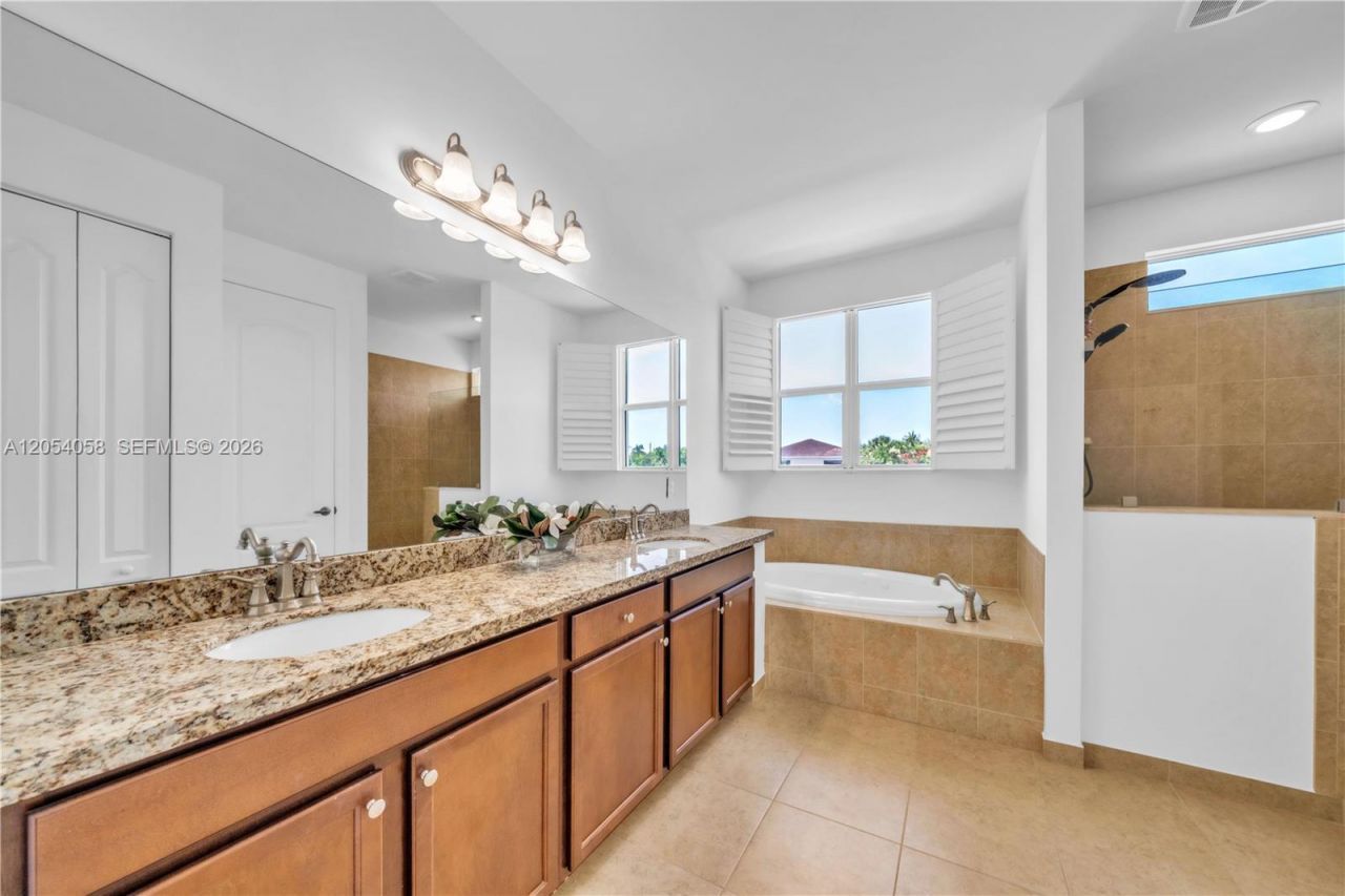 4587 San Mellina Dr, Coconut Creek, FL 33073 Photo