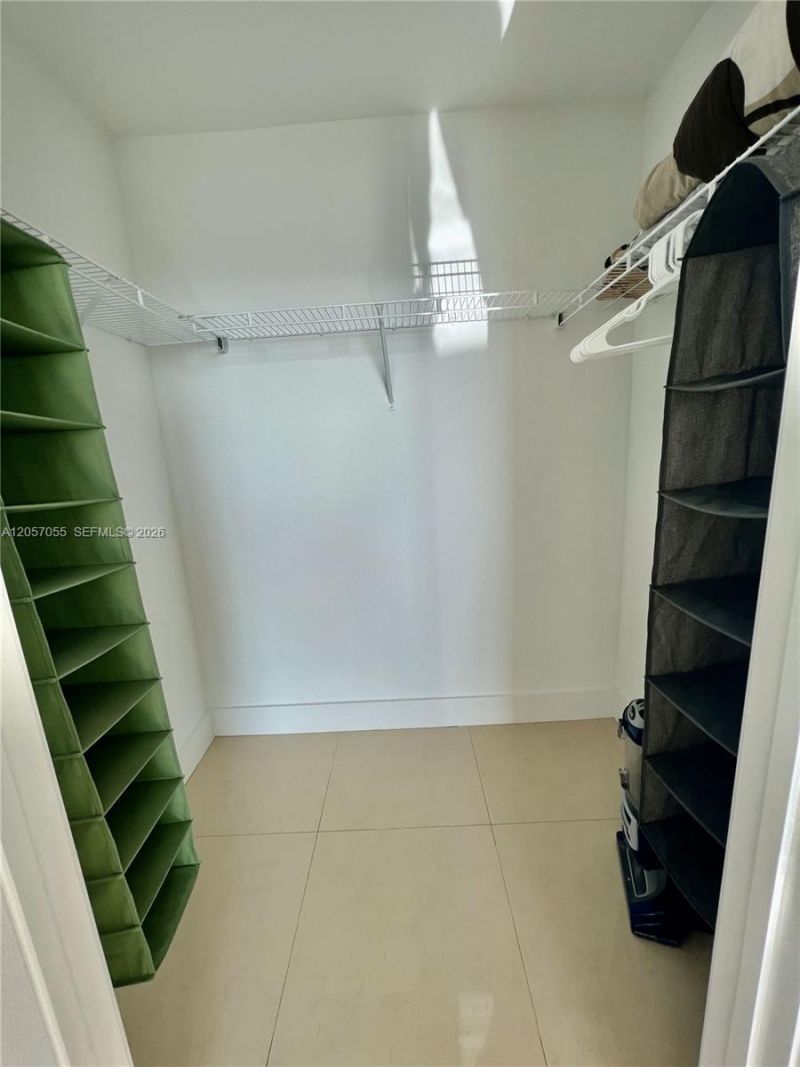 1111 SW 1st Ave , Unit 1914, Miami, FL 33130 Photo
