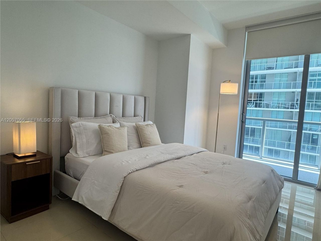 1111 SW 1st Ave, Unit 1914, Miami, FL 33130 Photo