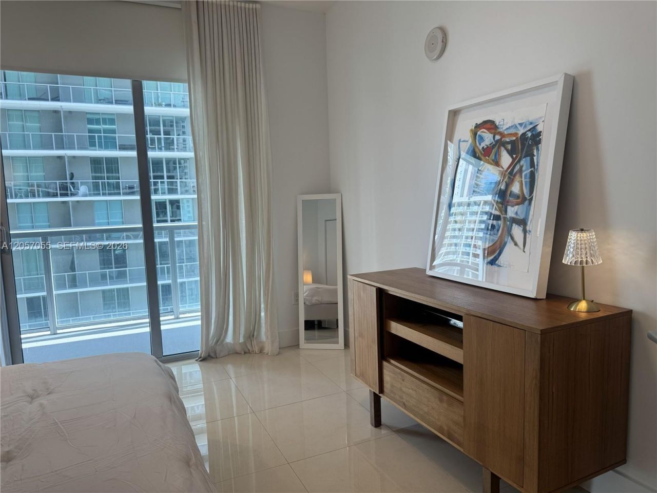 1111 SW 1st Ave, Unit 1914, Miami, FL 33130 Photo
