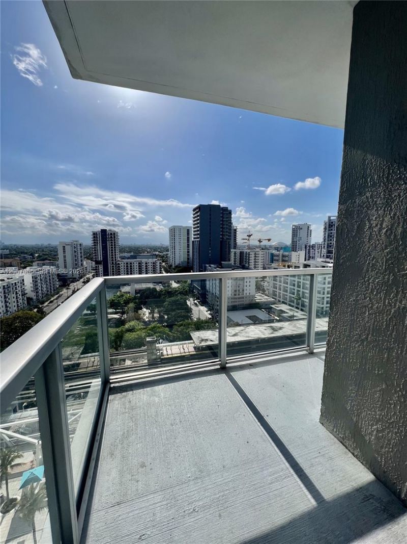 1111 SW 1st Ave, Unit 1914, Miami, FL 33130 Photo