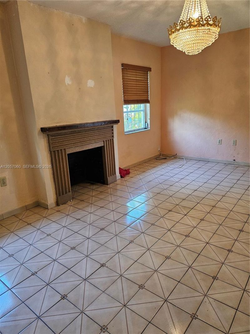 310 Ponce De Leon Blvd, Coral Gables, FL 33134 Photo