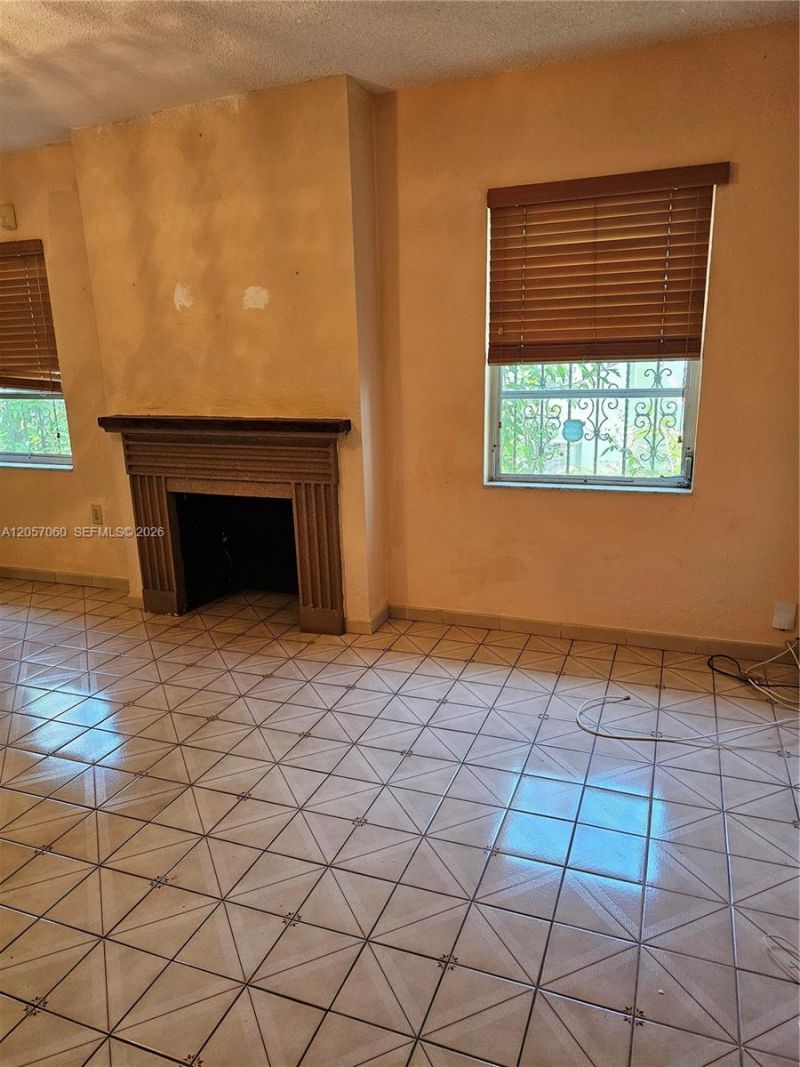 310 Ponce De Leon Blvd, Coral Gables, FL 33134 Photo