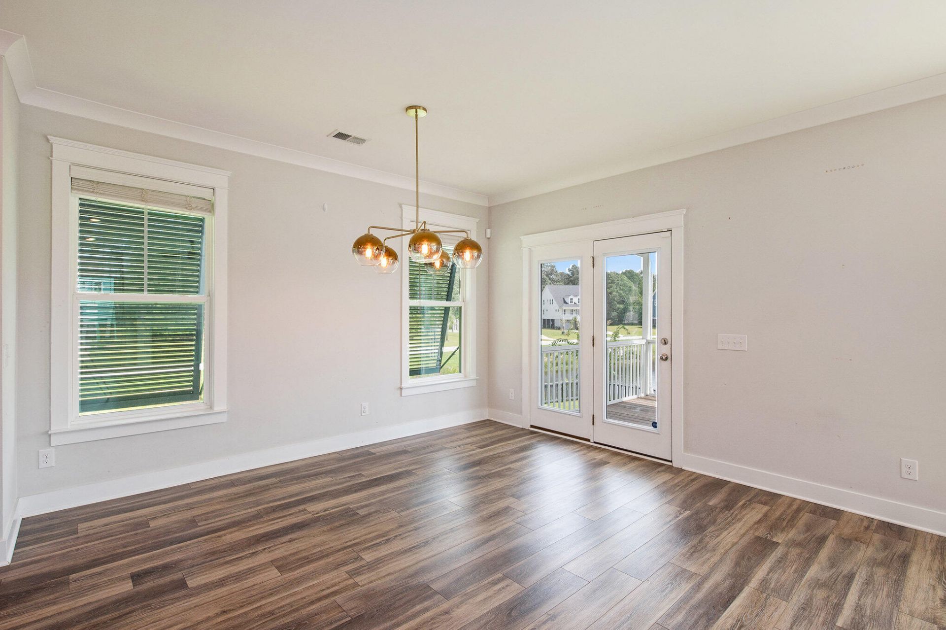 2932 Sarnoff Street Photo 5