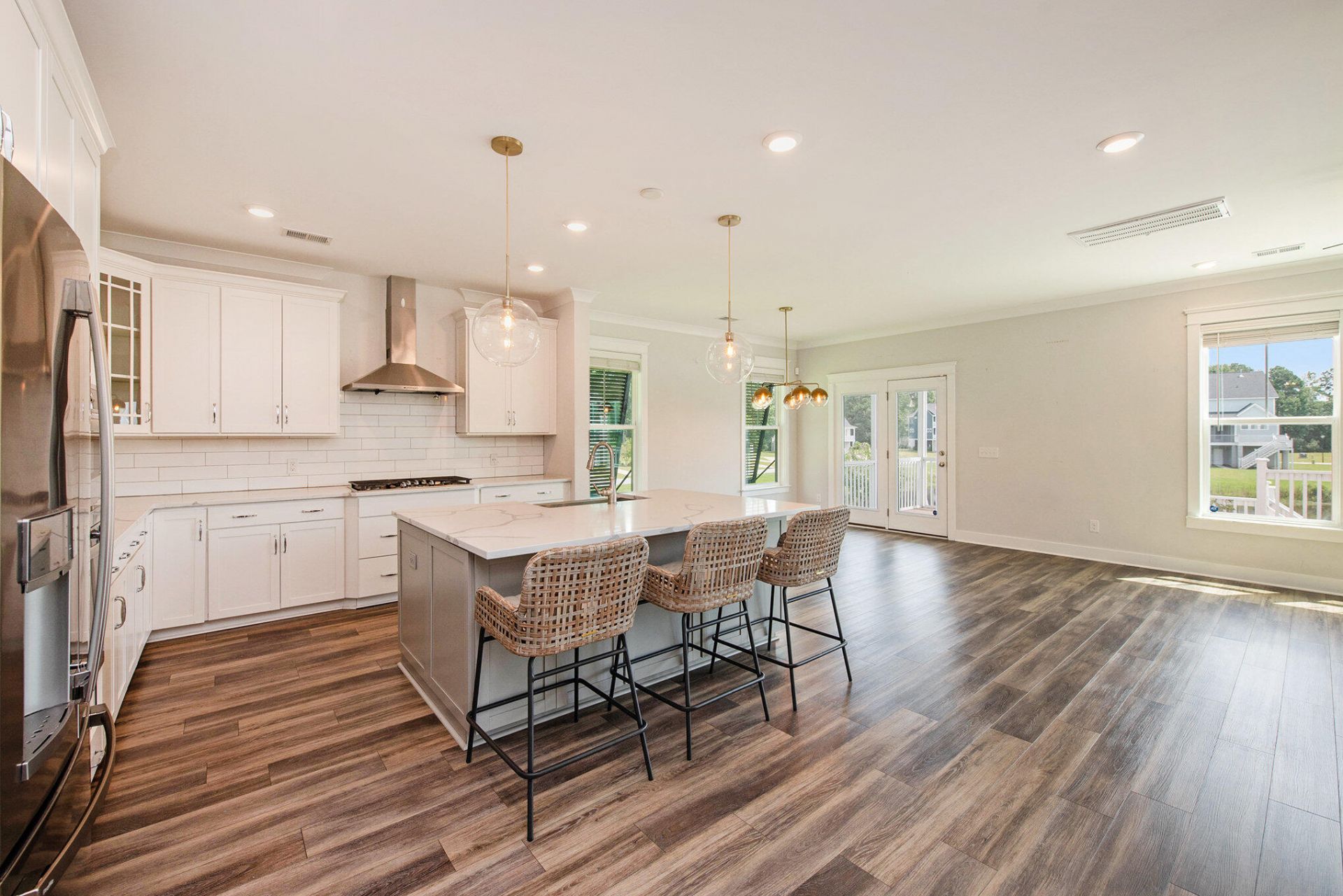 2932 Sarnoff Street Photo 8