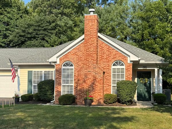 141 Glade Springs Drive , Blacklick, OH 43004