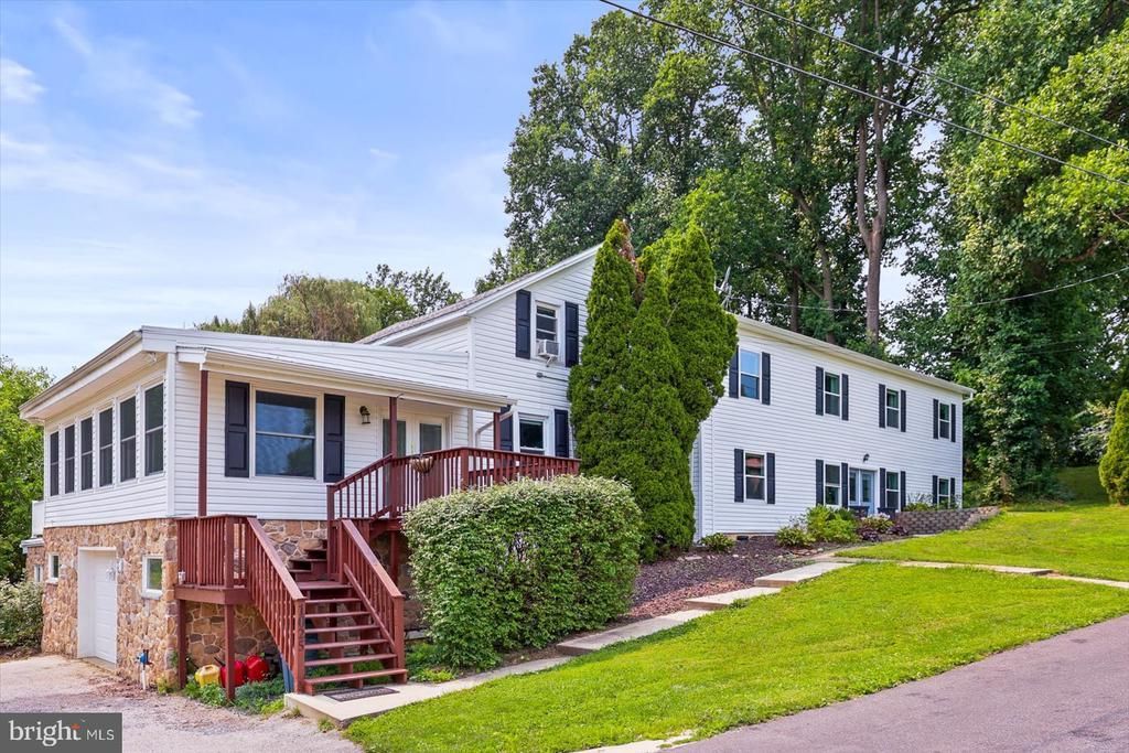 1025 GEBHART ROAD, WINDSOR, PA 17366