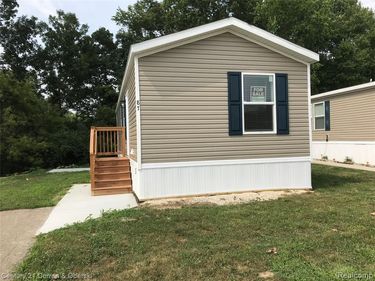 6564 E Michigan Avenue , Saline, MI 48176