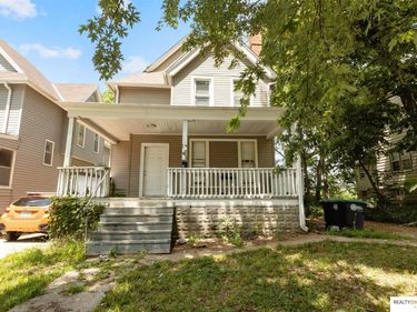 4038 Seward Street, Omaha, NE 68111