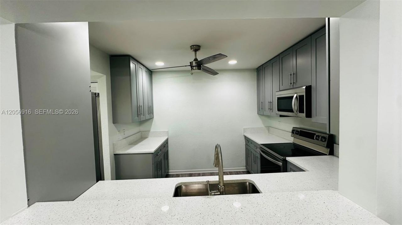 2091 Coral Ridge Dr , Unit N306, Coral Springs, FL 33071 Photo